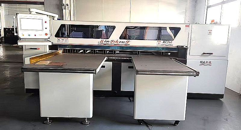 自動分切機(jī)